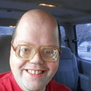 Meet your Posher, Derek